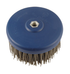 Vente de BROSSE PLATEAU POUR POLISSEUSE D.130 M14 Grain 60 Leman, numéro 9396 / mn_150.125V à 50,41 €HT soit 60,49 €TTC. 